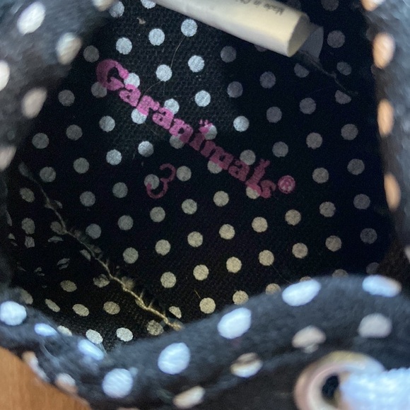 $1 Baby Girl Sneakers - Picture 3 of 3